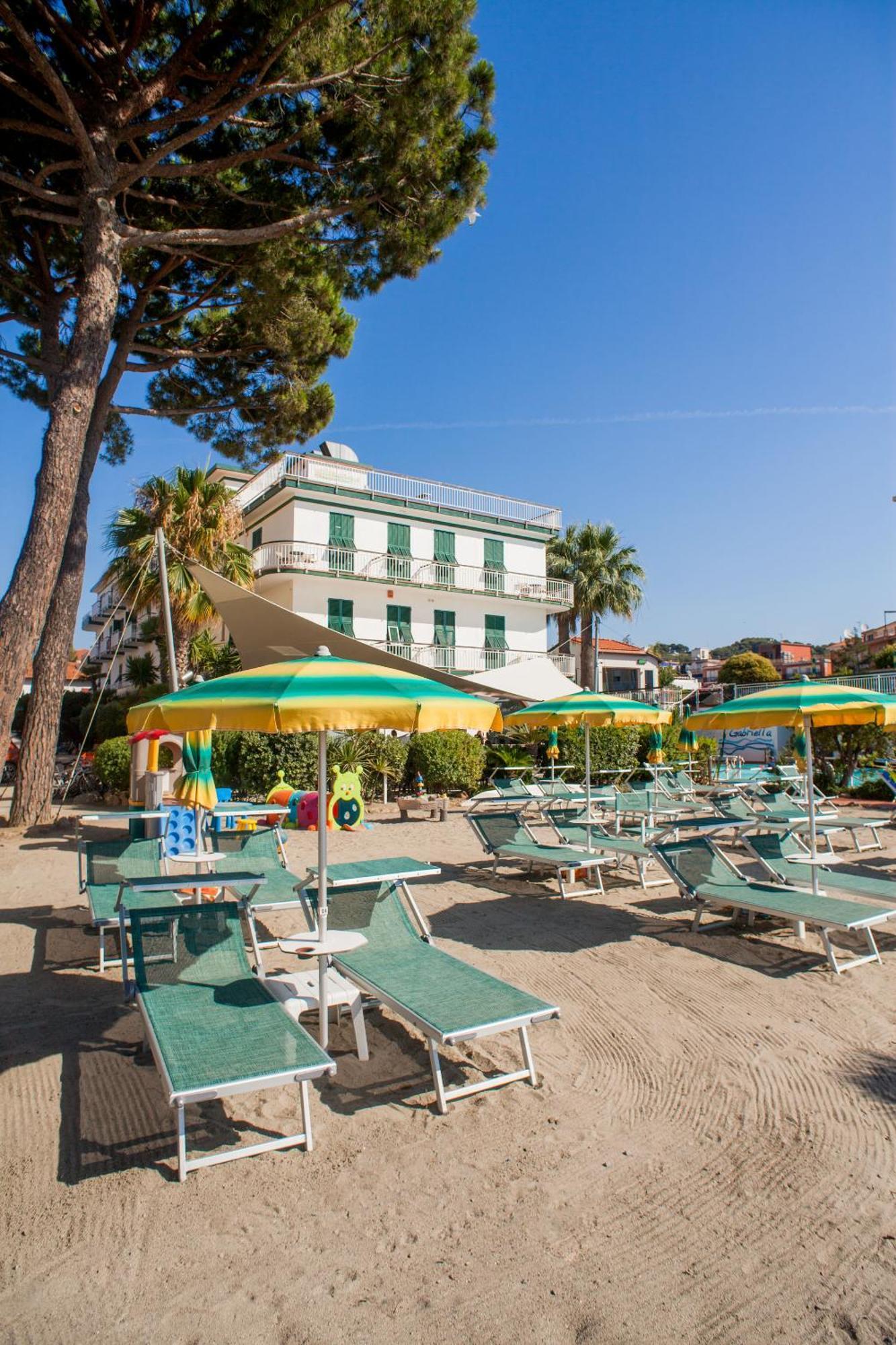 Hotel Gabriella Diano Marina Exteriör bild